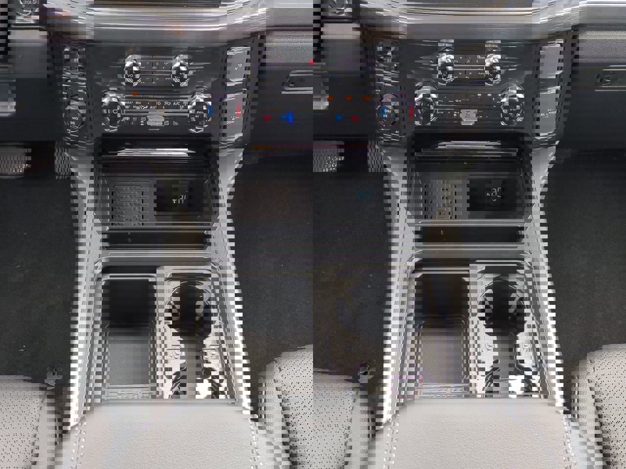 New 2026 Ford F250 Lariat image 19