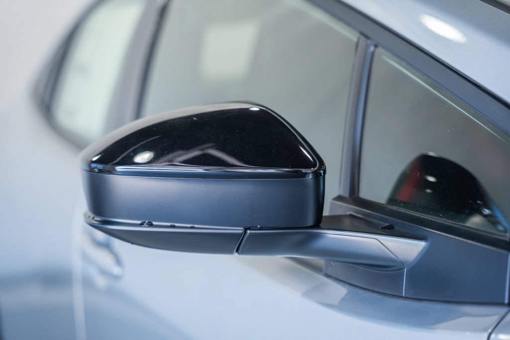 New 2026 Toyota Prius Plug-In Hybrid FWD image 13