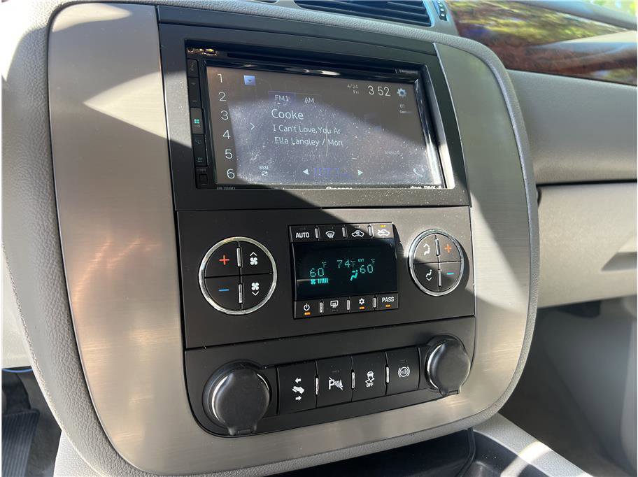 Used 2013 GMC Sierra 2500 SLT w/ SLT Convenience Package AWD/4WD image 15