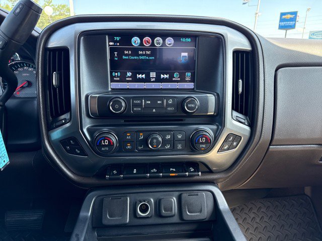 Used 2018 Chevrolet Silverado 1500 LTZ Z71 w/ LTZ Plus Package AWD/4WD image 20