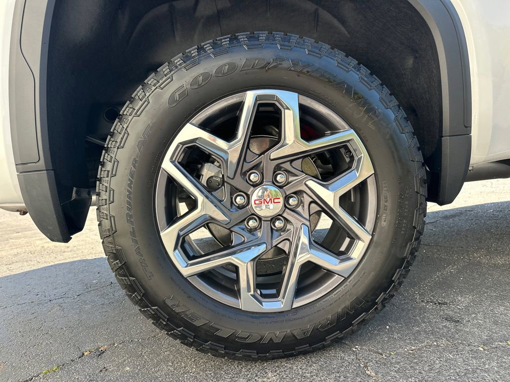 Used 2026 GMC Sierra 1500 SLE AWD/4WD image 18