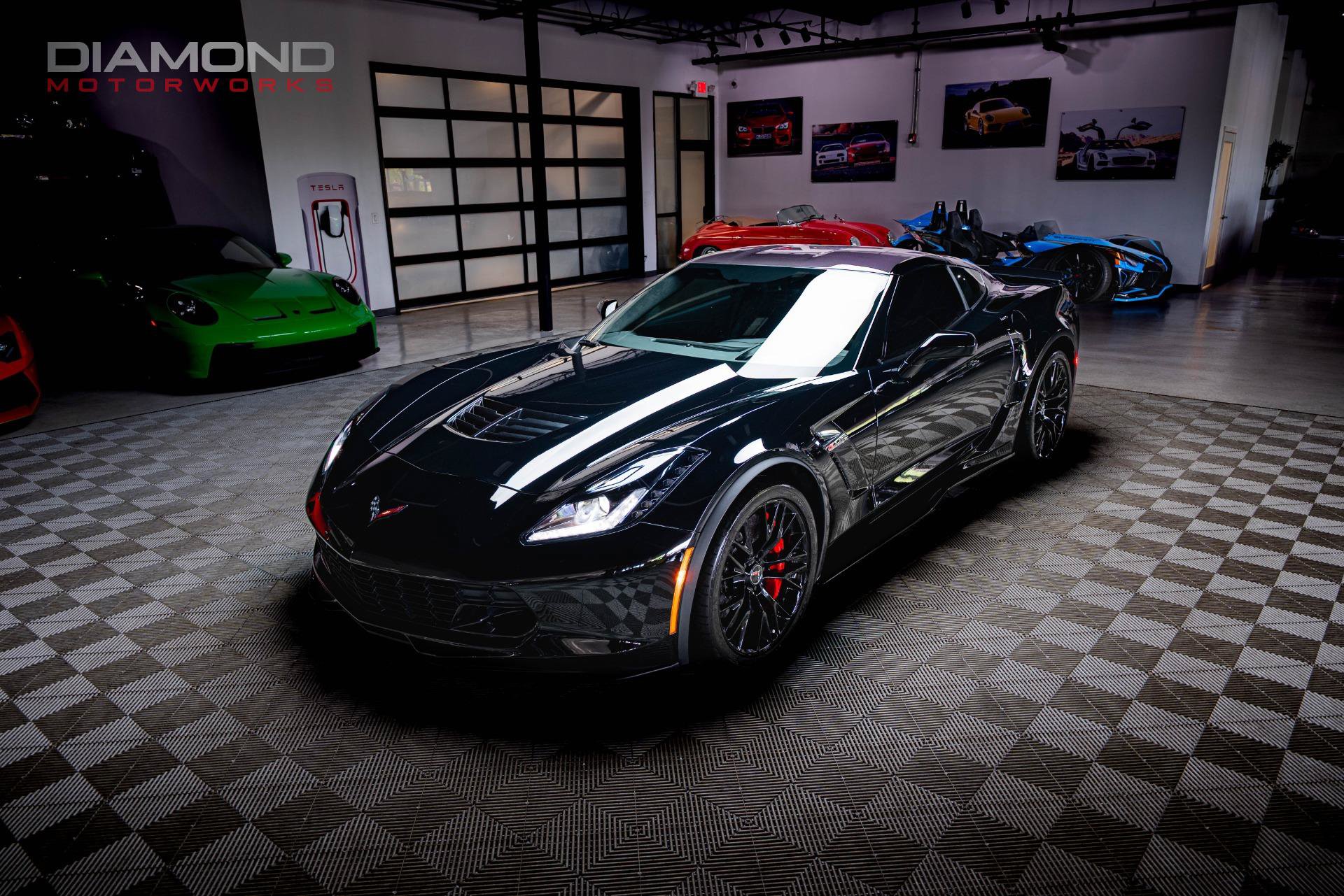 Used 2015 Chevrolet Corvette Z06 w/ 3LZ Preferred Equipment Group RWD image 3