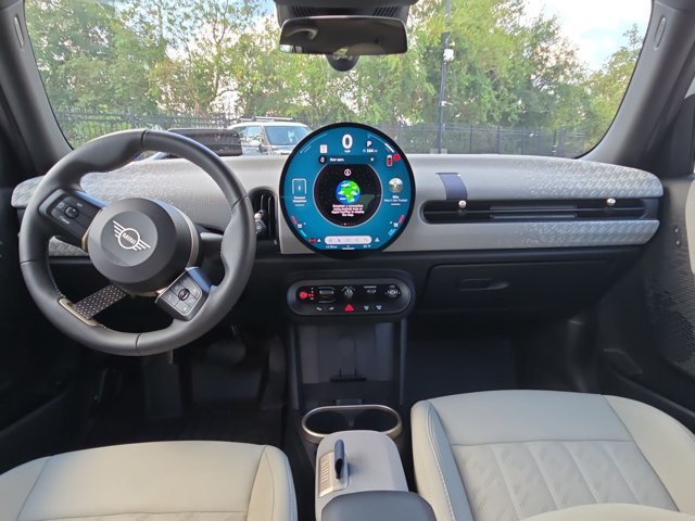 Used 2025 MINI Cooper S FWD image 18