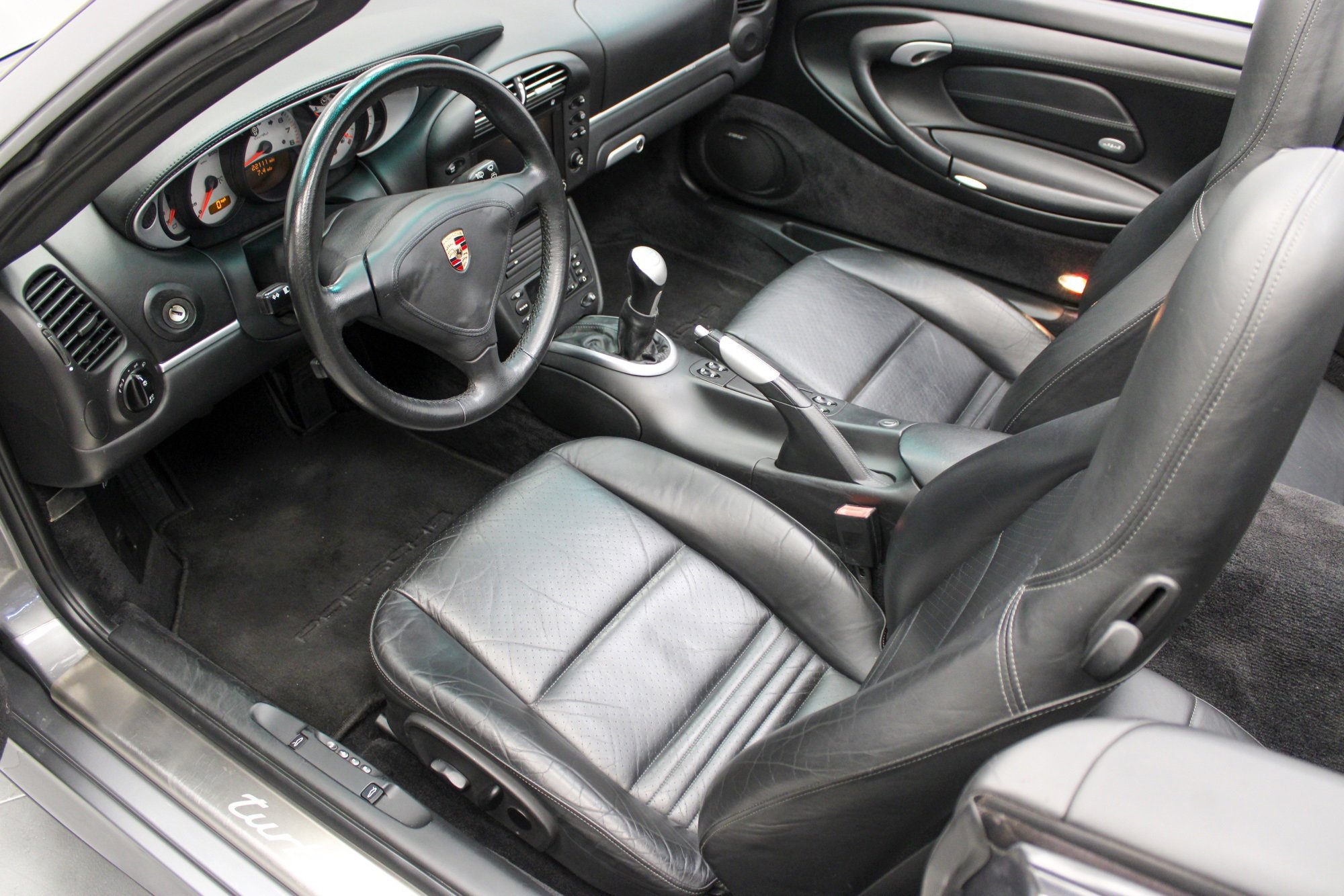 Used 2004 Porsche 911 Turbo image 5