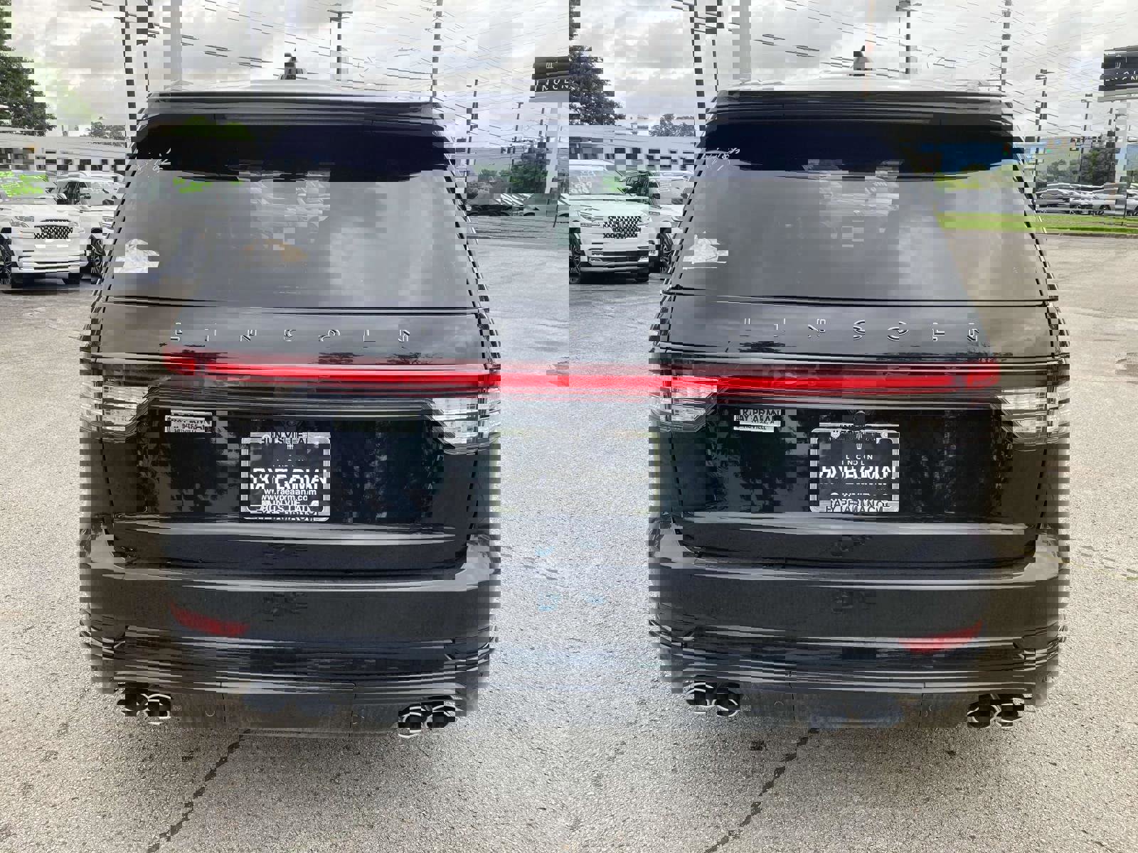 New 2025 Lincoln Aviator Black Label w/ Jet Appearance Package image 6