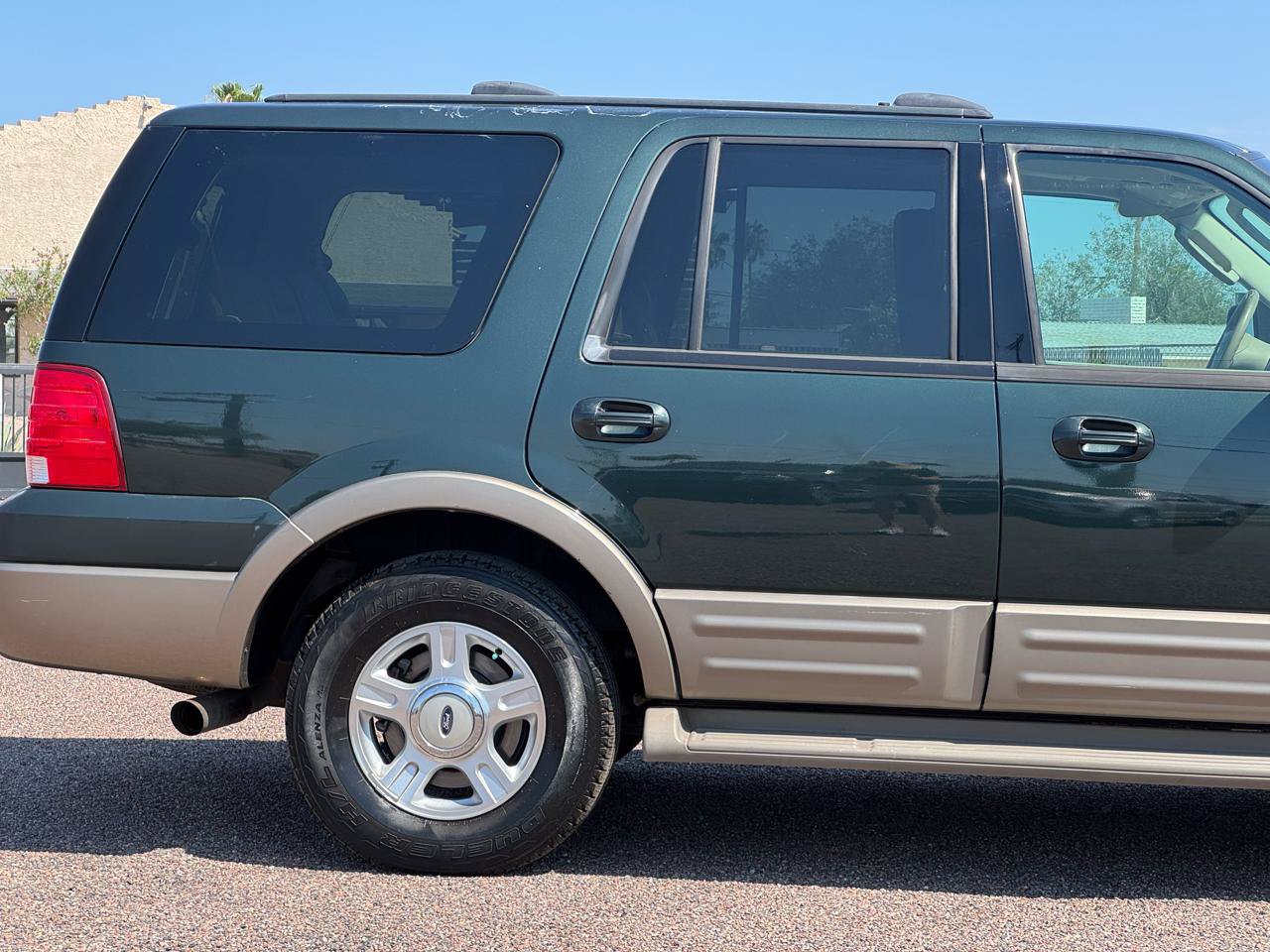 Used 2003 Ford Expedition Eddie Bauer RWD image 12