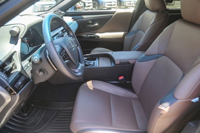 Used 2025 Lexus ES 350 w/ Premium Package FWD image 19