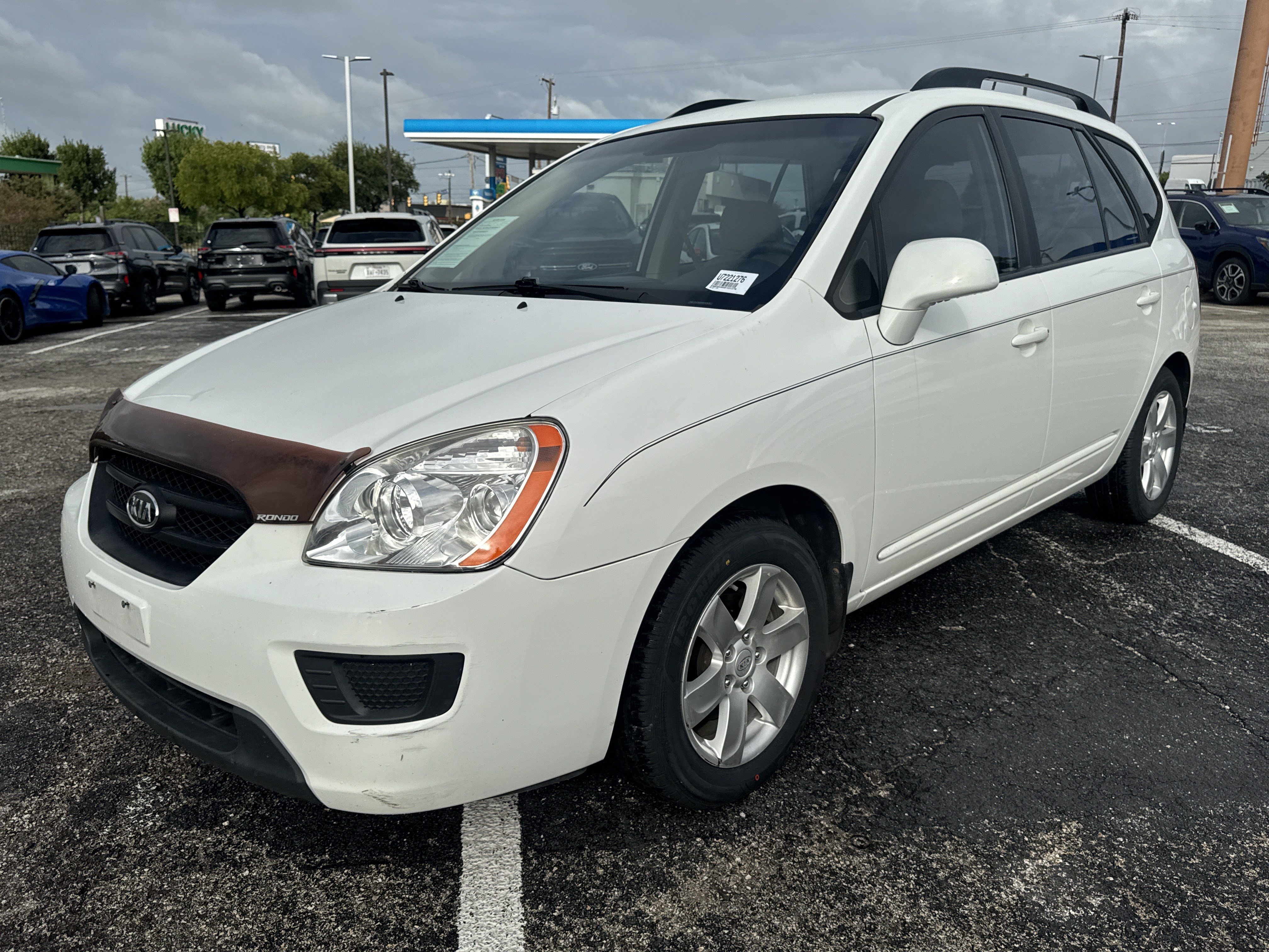 Used 2009 Kia Rondo LX FWD image 13