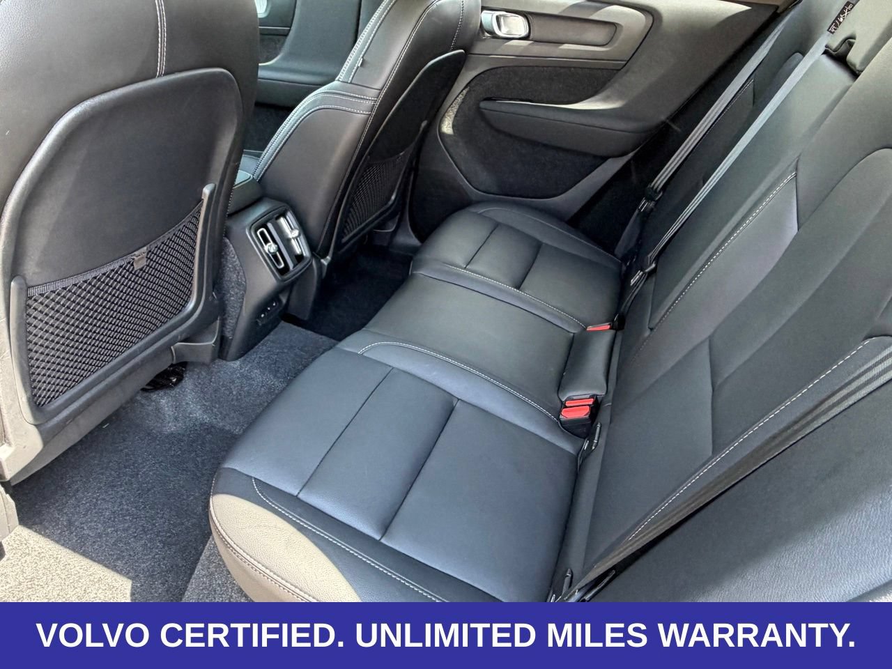 Certified 2026 Volvo XC40 B5 Plus AWD/4WD image 31