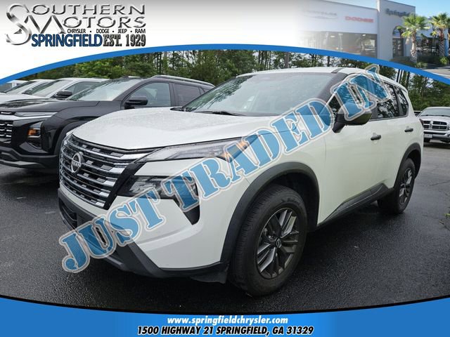 Used 2024 Nissan Rogue S FWD image 1