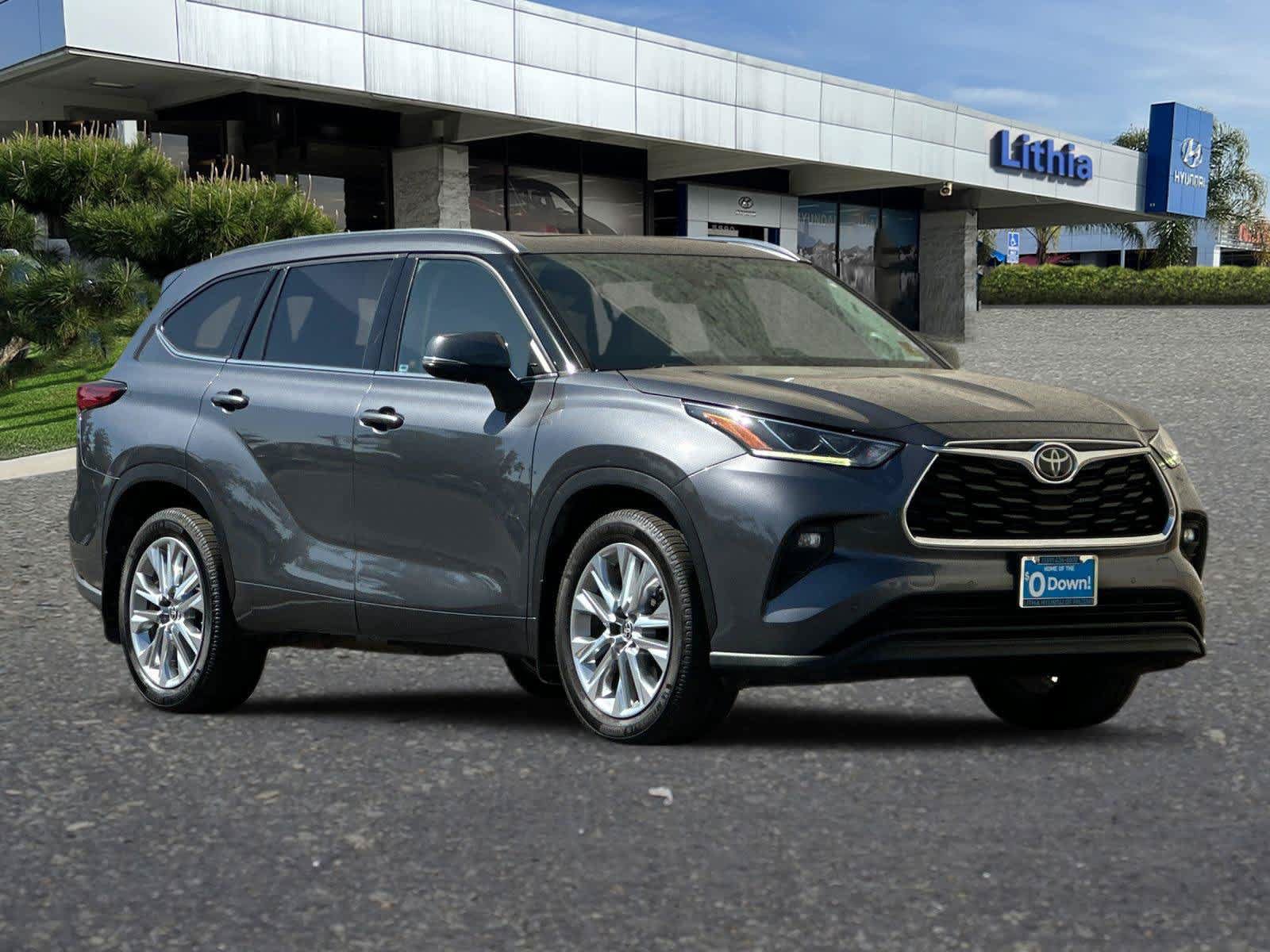 Used 2020 Toyota Highlander Limited AWD/4WD image 10