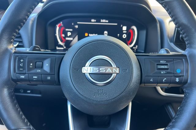 Used 2023 Nissan Rogue Platinum image 27