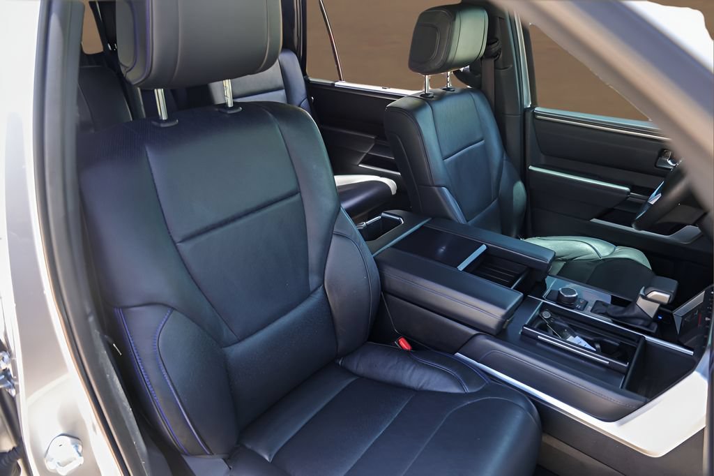 Used 2024 Toyota Sequoia Platinum RWD image 31