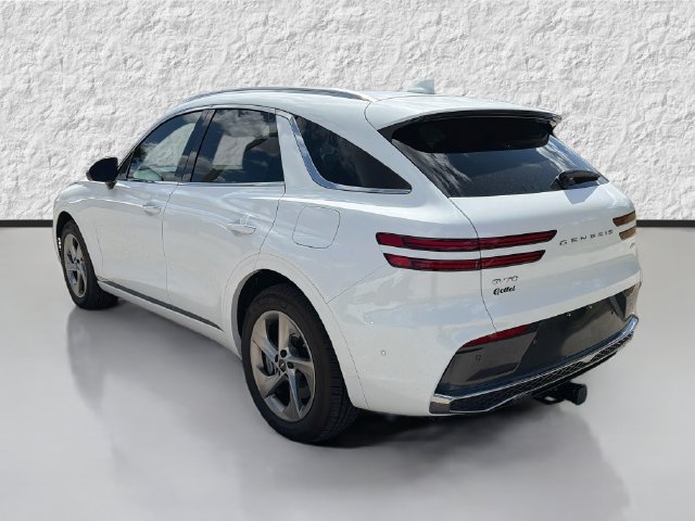 Used 2026 Genesis GV70 2.5T Advanced w/ G1 Accessory Package AWD/4WD image 5