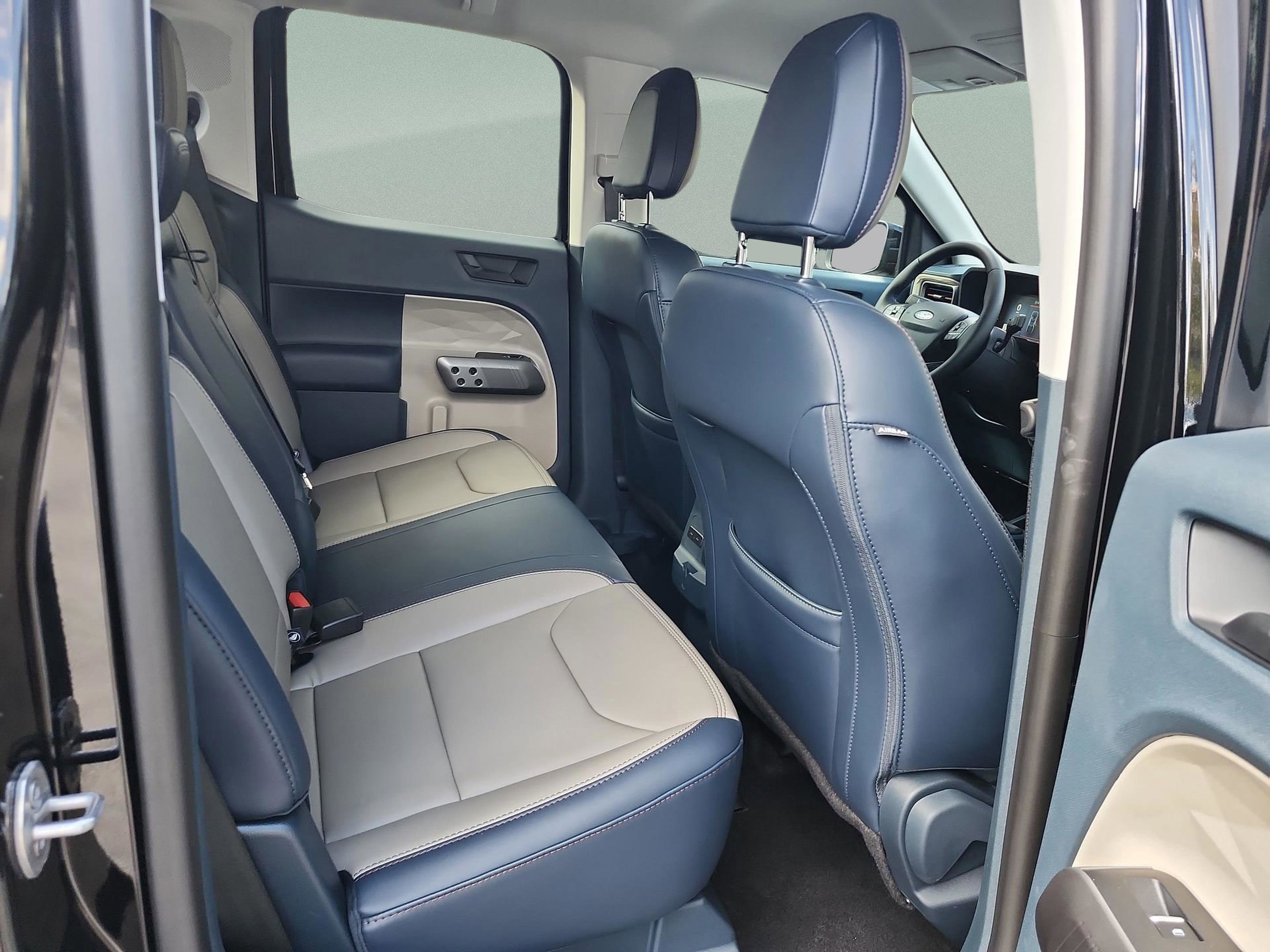 New 2025 Ford Maverick Lariat image 17