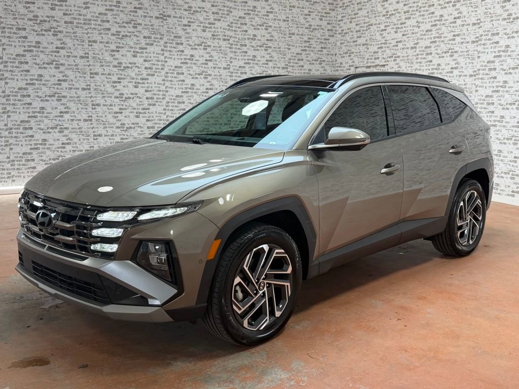 Certified 2025 Hyundai Tucson Limited image 3