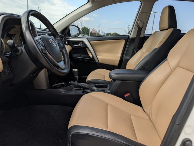 Used 2016 Toyota RAV4 Limited FWD image 24