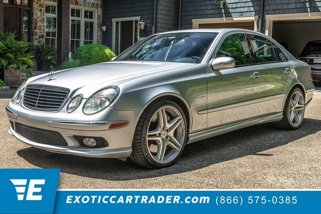 Used 2005 Mercedes-Benz E 55 AMG Sedan video 1