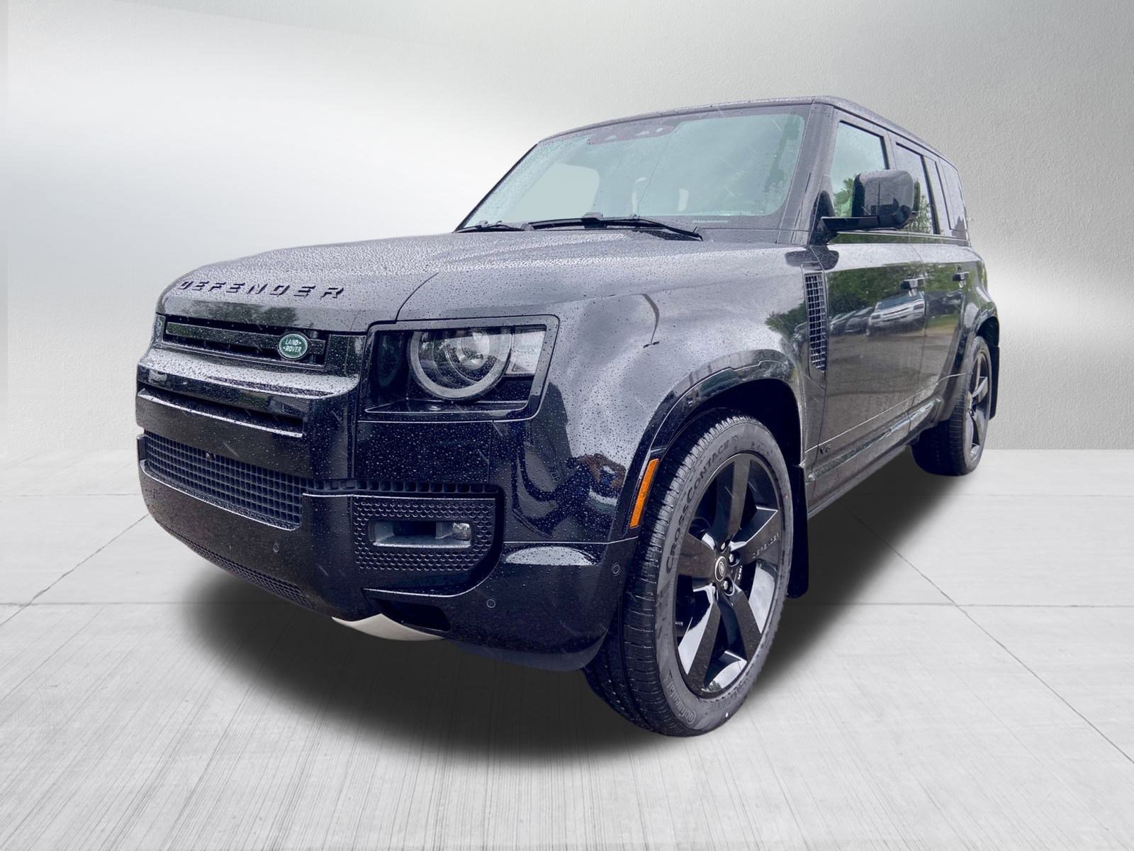 New 2025 Land Rover Defender 110 V8 image 1