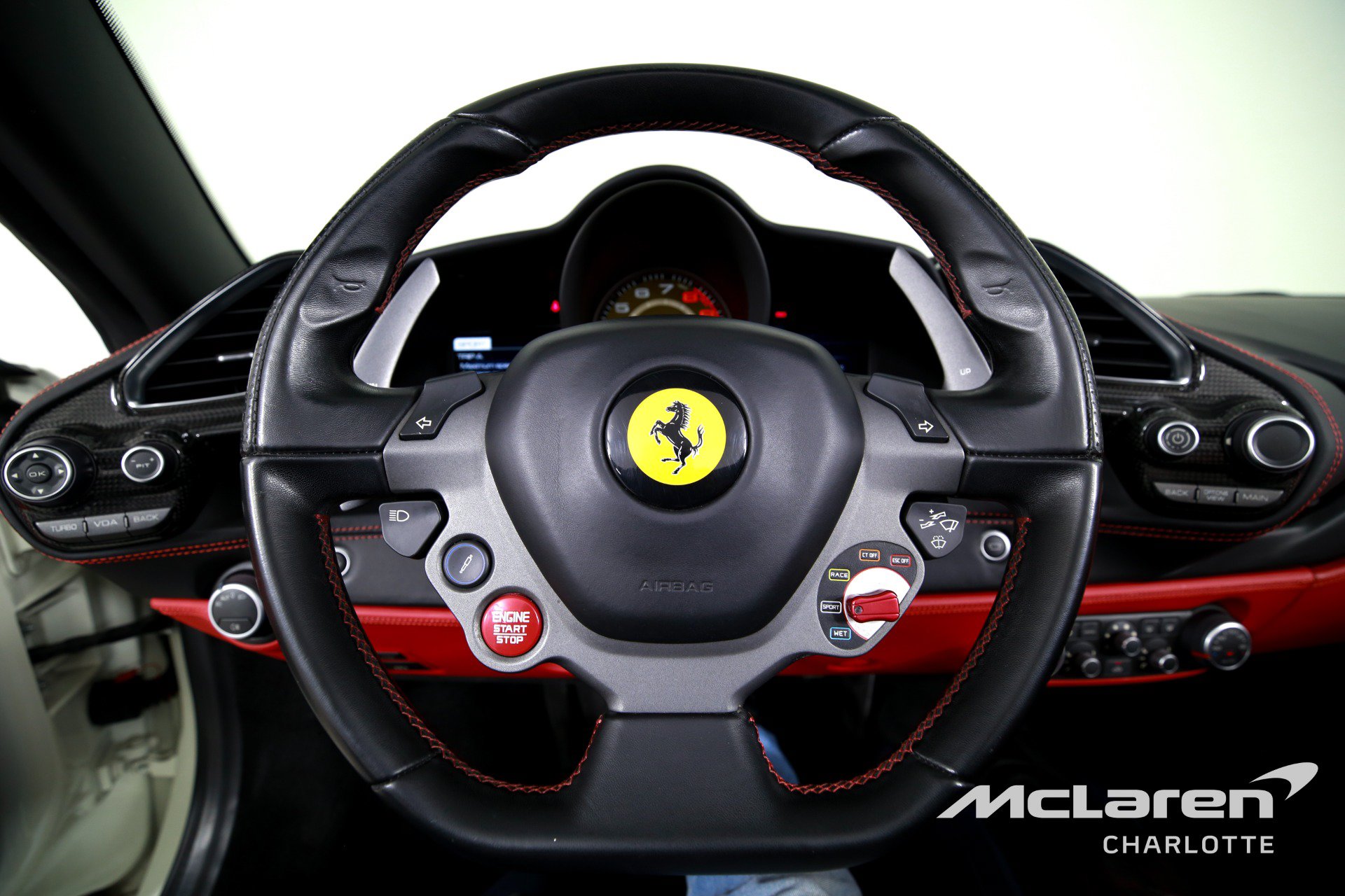 Used 2018 Ferrari 488 Spider RWD image 15