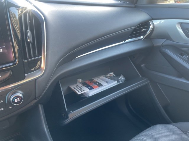 Used 2023 Chevrolet Traverse LT image 37