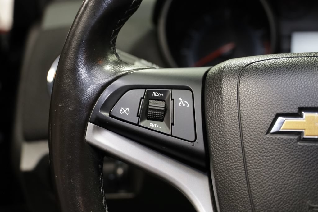 Used 2014 Chevrolet Cruze LT w/ Technology Package FWD image 24