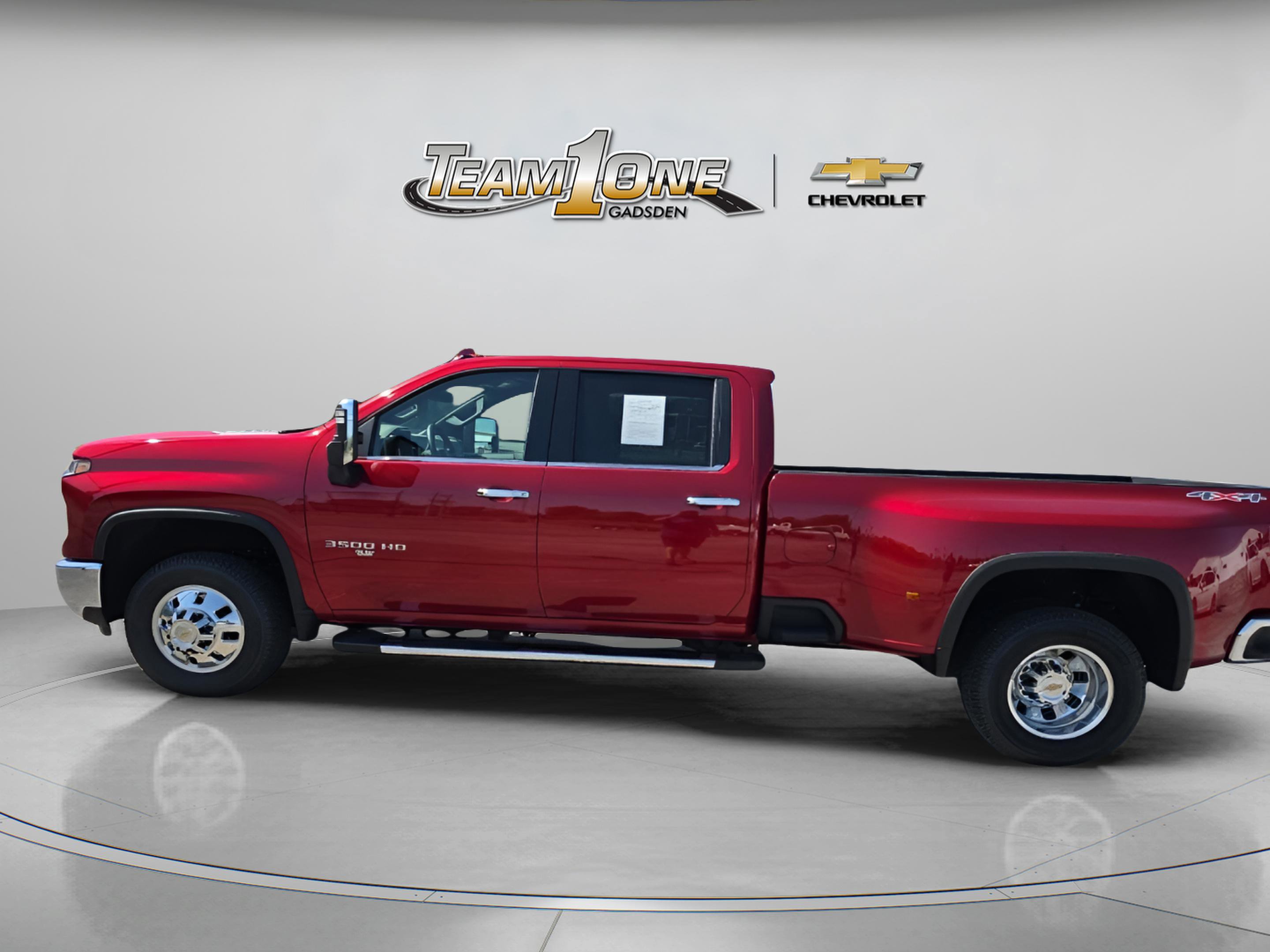 Used 2026 Chevrolet Silverado 3500 LTZ w/ LTZ Convenience Package AWD/4WD image 5
