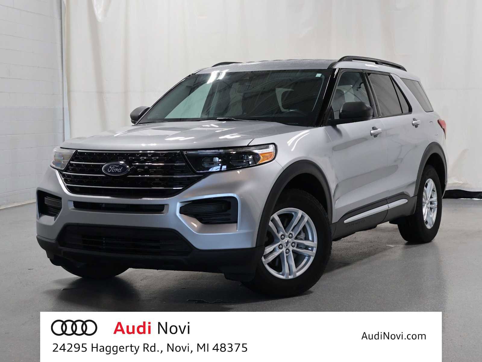 Used 2021 Ford Explorer XLT AWD/4WD image 1