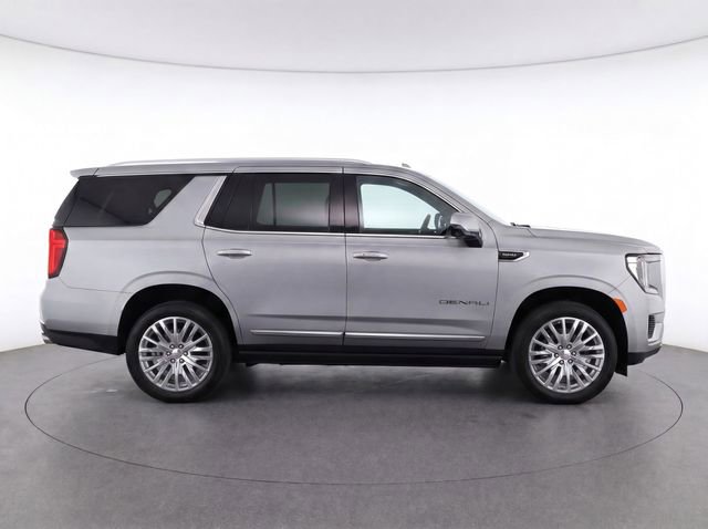 Used 2023 GMC Yukon Denali w/ LPO, Floor Liner Package AWD/4WD image 8