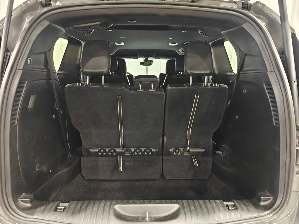 Used 2025 Chrysler Pacifica Select image 31