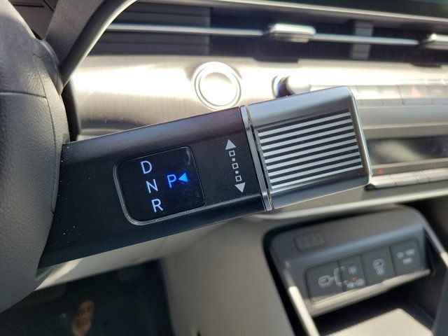 Certified 2024 Hyundai Kona Electric SEL FWD image 29