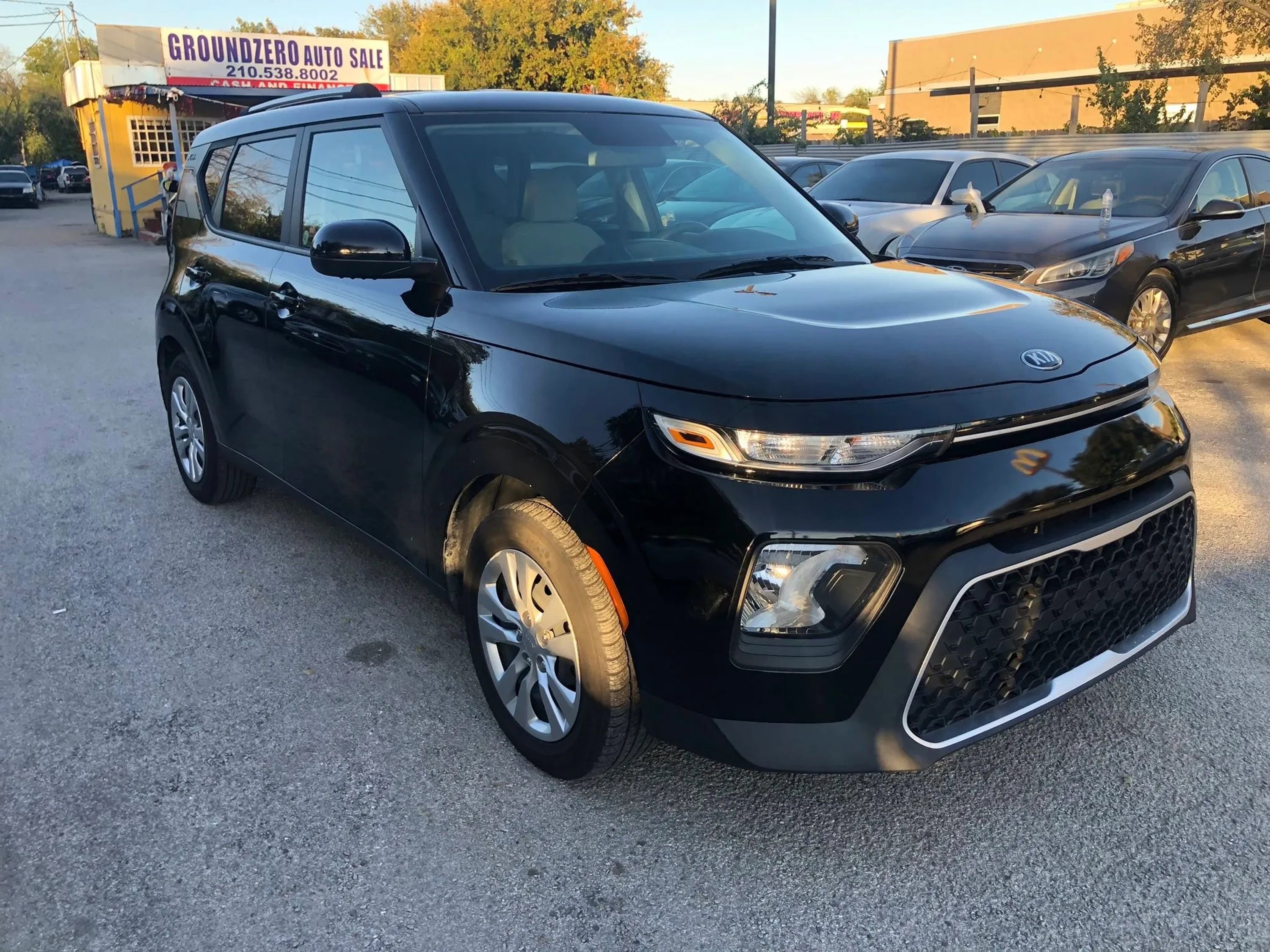 Used 2021 Kia Soul LX image 1