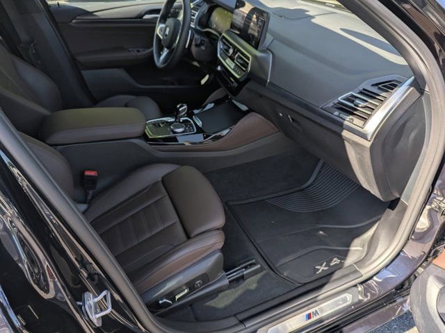 Used 2024 BMW X4 xDrive30i w/ Premium Package image 12