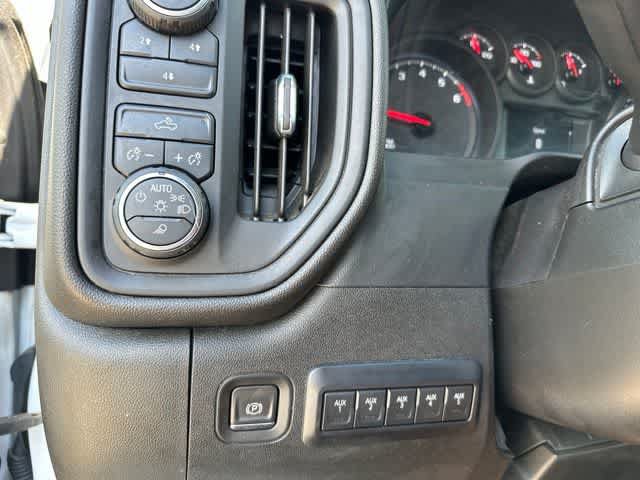 Used 2021 Chevrolet Silverado 2500 Custom w/ Custom Value Package AWD/4WD image 10