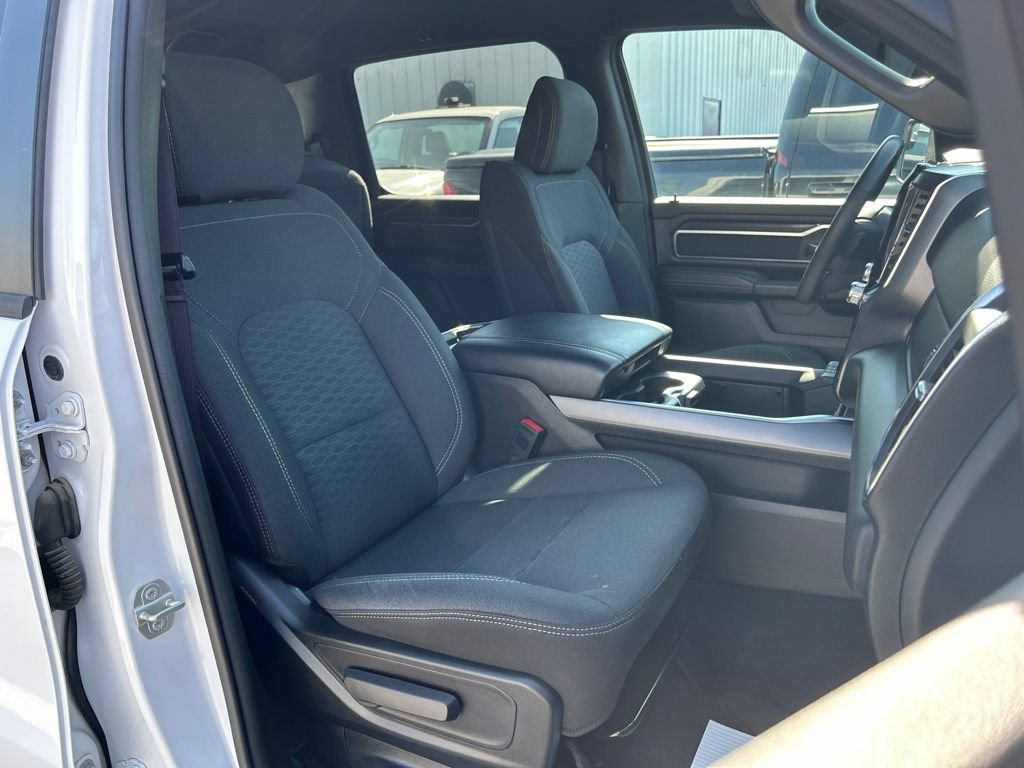 Used 2025 RAM 1500 Big Horn AWD/4WD image 47