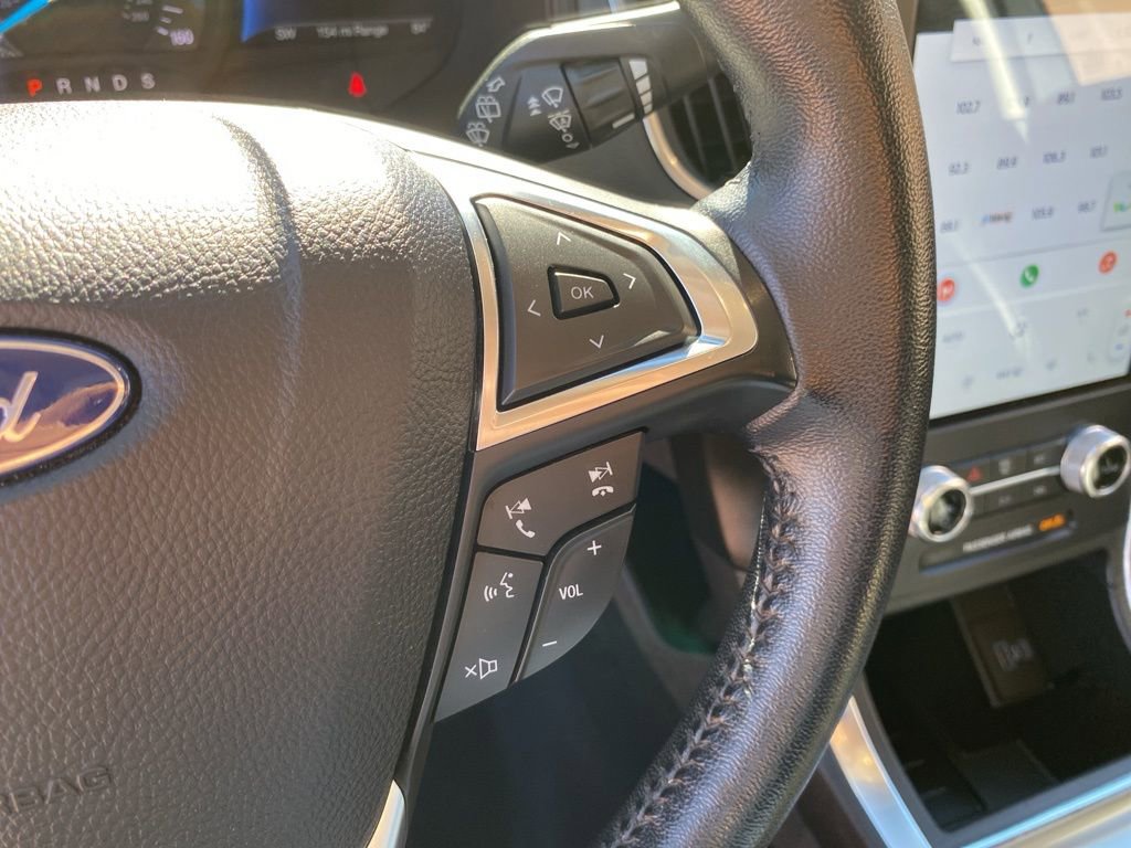 Certified 2022 Ford Edge Titanium AWD/4WD image 27