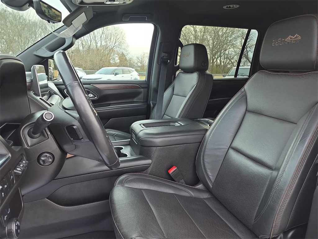 Used 2021 Chevrolet Suburban High Country image 19