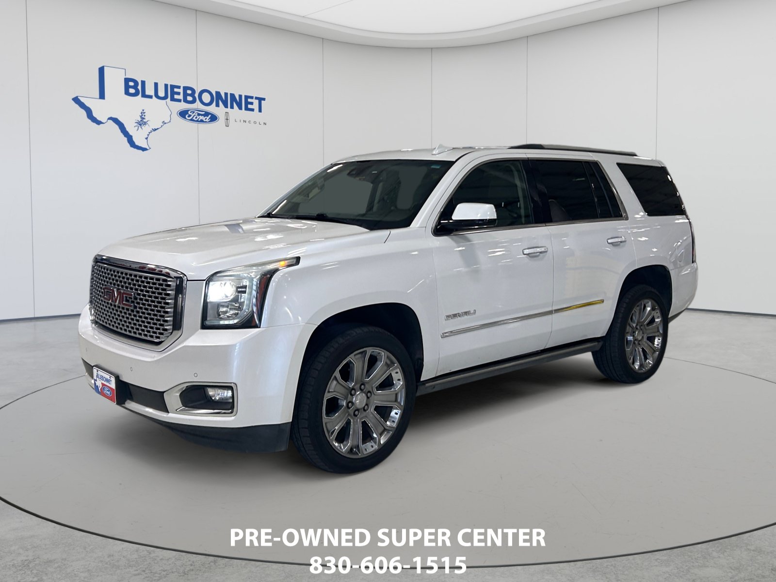 Used 2016 GMC Yukon Denali w/ Open Road Package AWD/4WD image 1