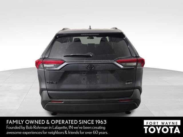 Used 2025 Toyota RAV4 XLE Premium image 8