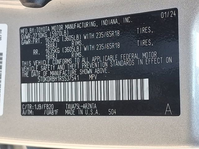 Used 2024 Toyota Highlander LE image 27