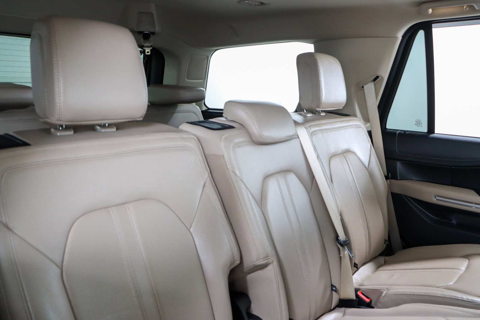 Used 2022 Ford Expedition Limited image 30