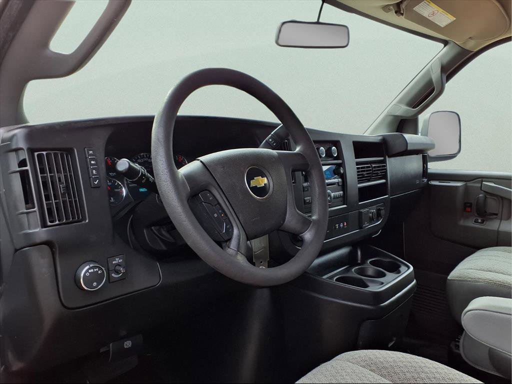 Used 2020 Chevrolet Express 3500 Extended w/ Driver Convenience Package image 13