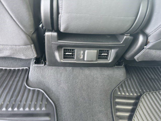 Used 2025 Chevrolet Silverado 1500 LT image 27