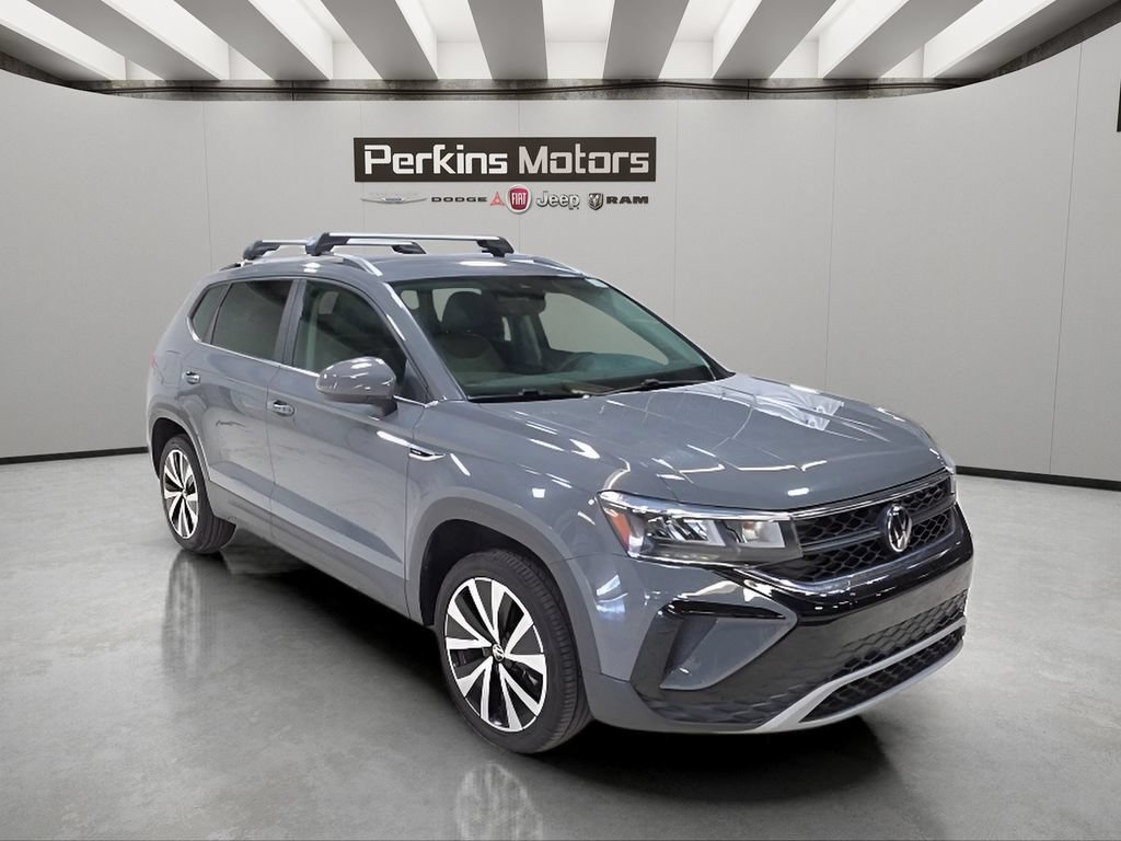 Used 2023 Volkswagen Taos SE FWD image 7