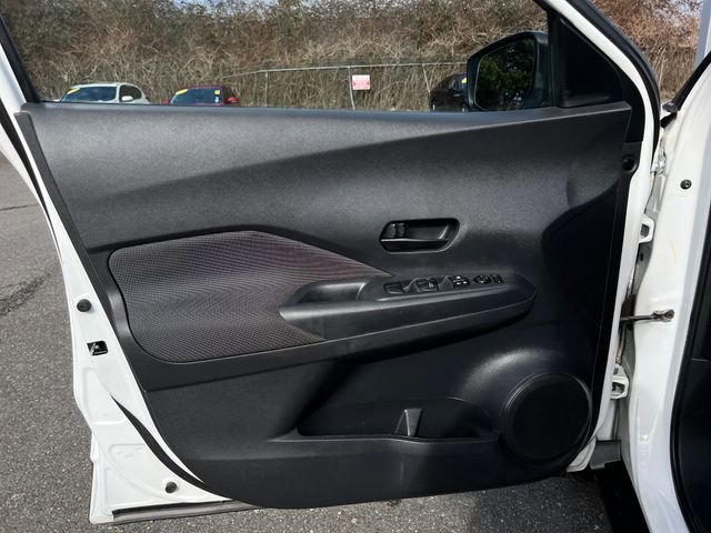 Used 2018 Nissan Kicks S w/ Exterior Package image 18