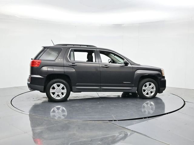 Used 2016 GMC Terrain SLE w/ Convenience Package image 2