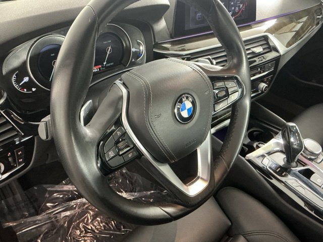 Used 2019 BMW 530i w/ Convenience Package RWD image 28