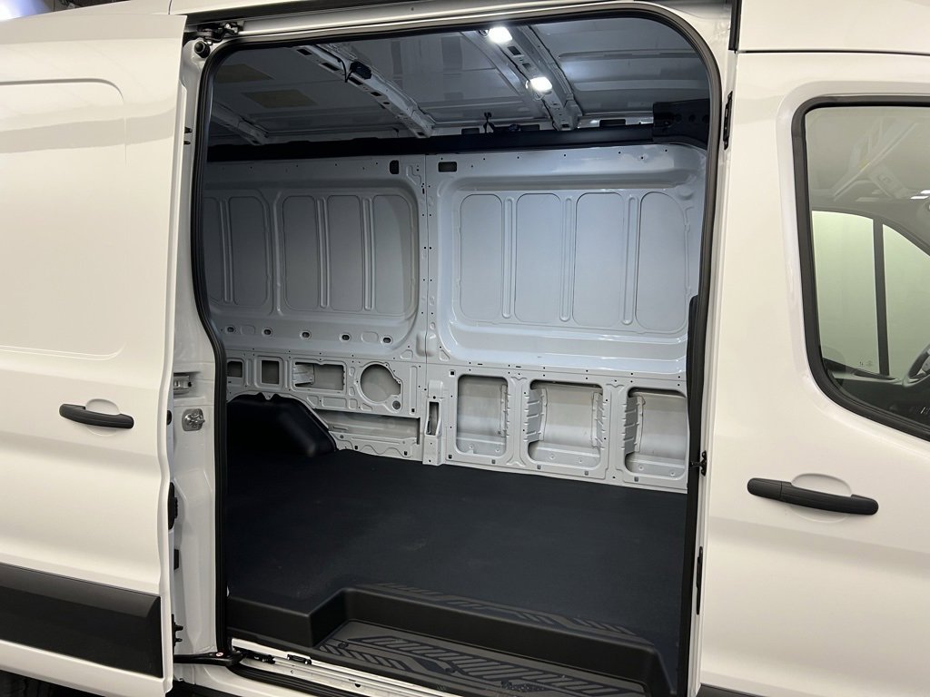 New 2026 Ford Transit 350 148 Medium Roof image 24