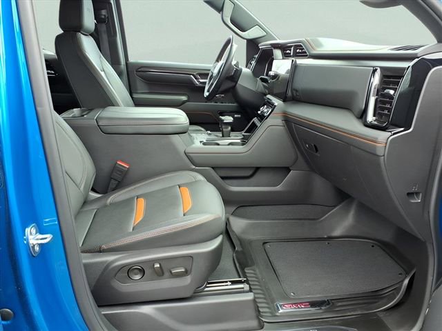 Used 2024 GMC Sierra 1500 AT4 w/ Technology Package image 18