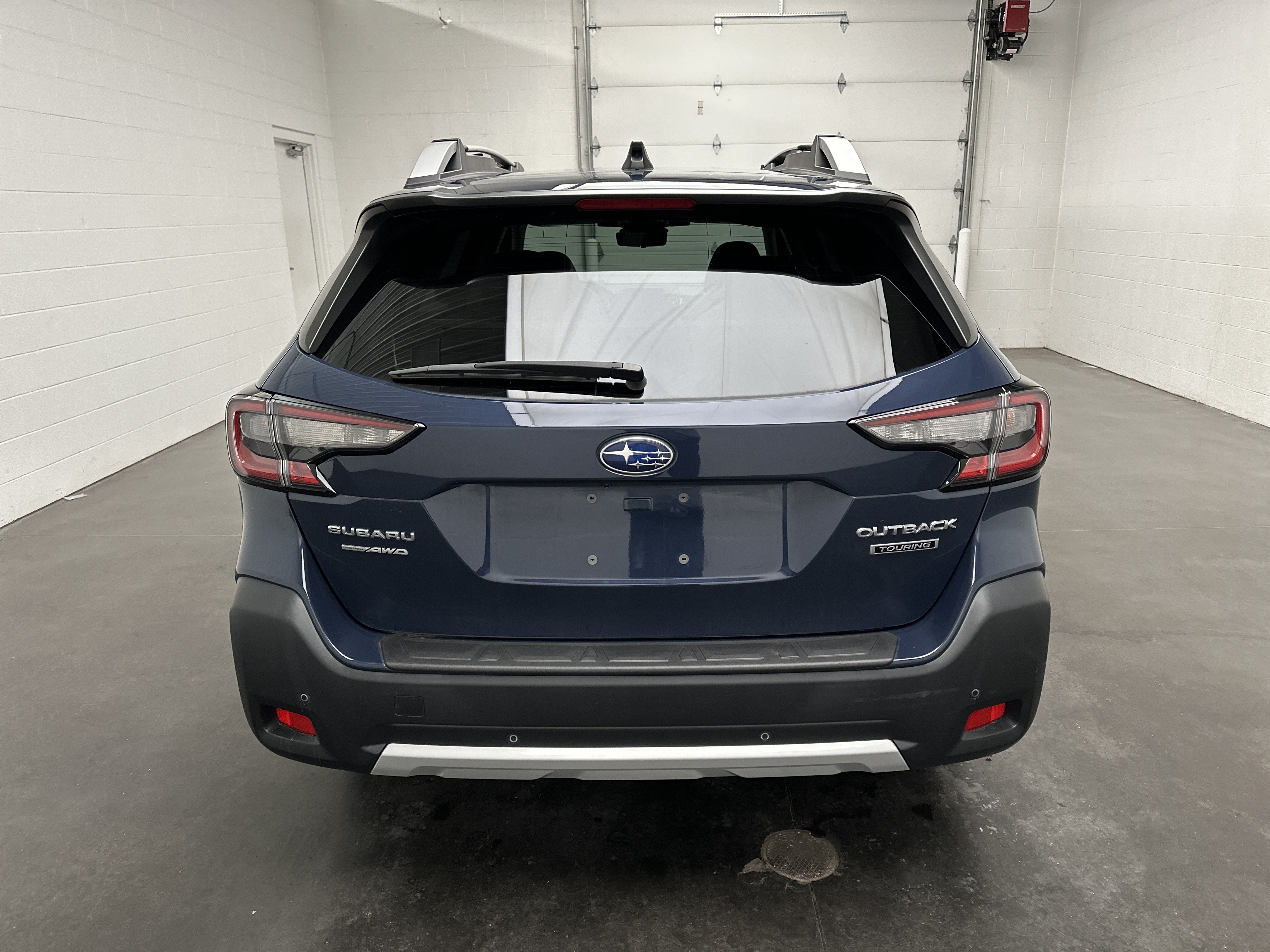 Used 2024 Subaru Outback Touring AWD/4WD image 8